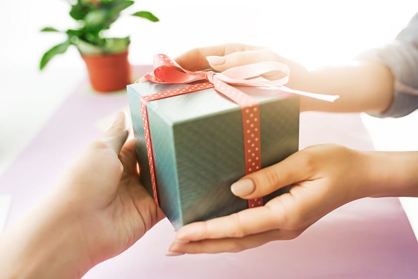 helping others feel at home with thoughtful gifts